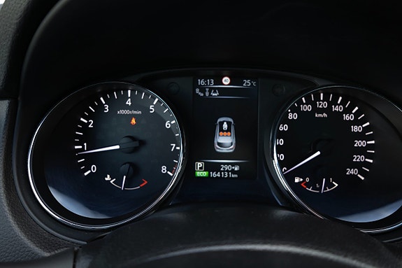 Nissan Qashqai 14 of 17