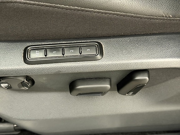 Volkswagen Tiguan Allspace 27 of 30