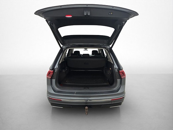 Volkswagen Tiguan Allspace 11 of 30