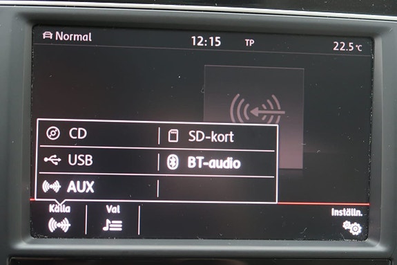 Volkswagen Passat 13 of 20