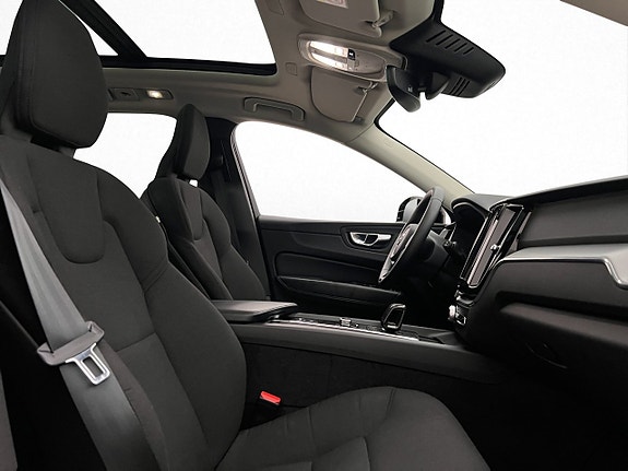 Volvo XC60 27 of 30