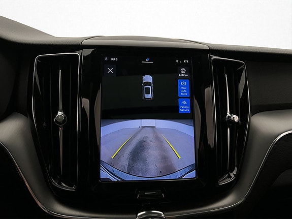 Volvo XC60 19 of 30