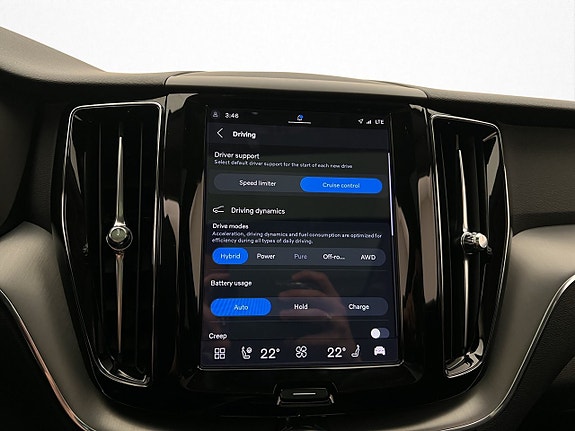 Volvo XC60 23 of 30