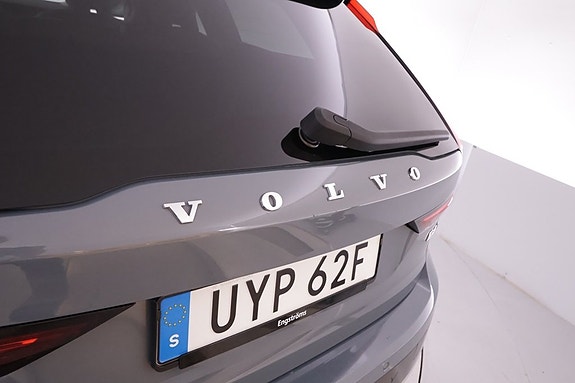 Volvo V90 Cross Country 7 of 15