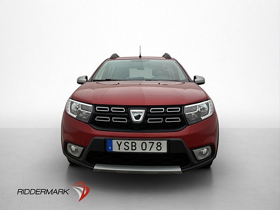 Dacia Sandero Stepway 2 of 5