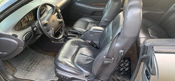 Chrysler Stratus 4 of 5