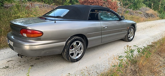 Chrysler Stratus 5 of 5