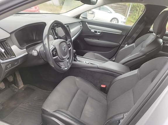 Volvo V90 3 of 3