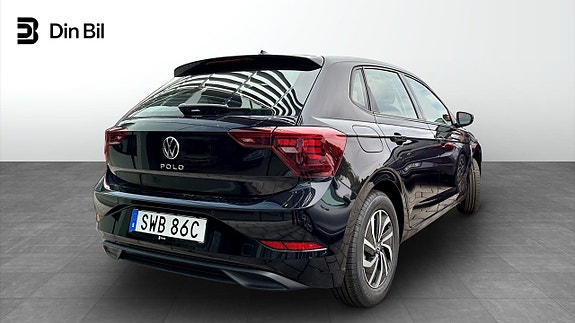 Volkswagen Polo 3 of 5