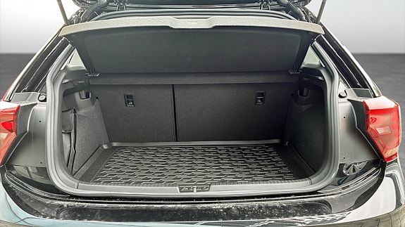 Volkswagen Polo 12 of 12