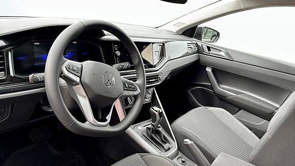 Volkswagen Polo 7 of 12