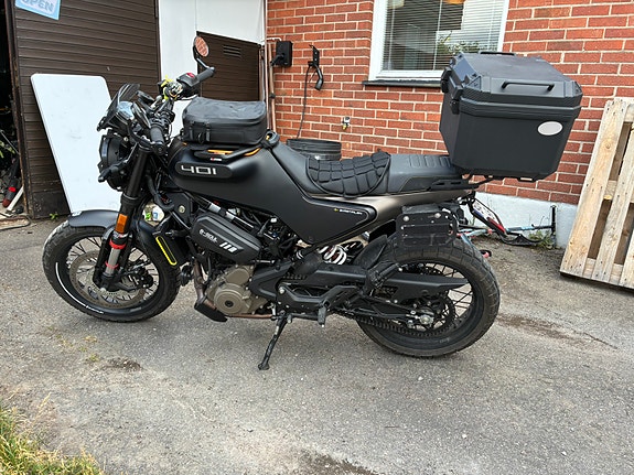 Husqvarna HUSQVARNA SVARTPILEN 401 3 of 4