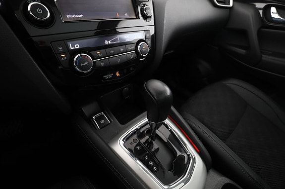 Nissan Qashqai 24 of 30