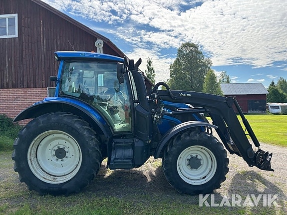 Traktor Valtra N134 Versu 4 of 5