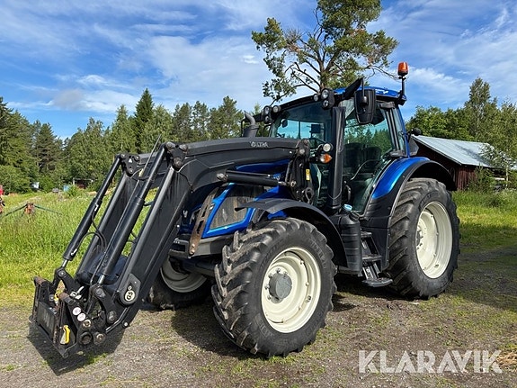 Traktor Valtra N134 Versu