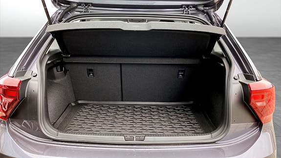 Volkswagen Polo 12 of 12
