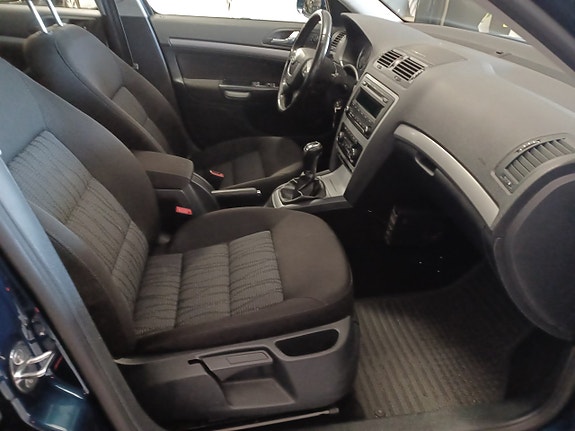 Skoda Octavia 9 of 18