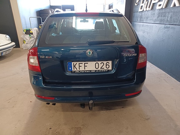 Skoda Octavia 6 of 18