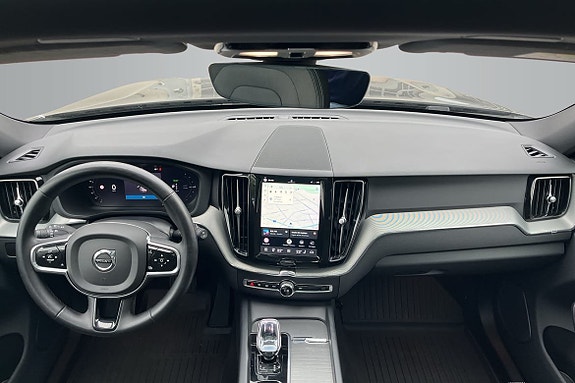 Volvo XC60 12 of 17