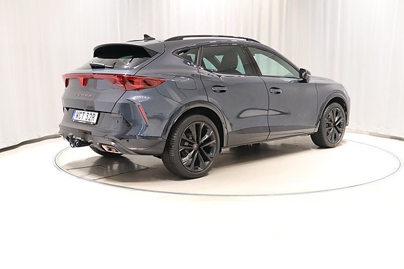 Cupra Formentor e-HYBRID 4 of 5