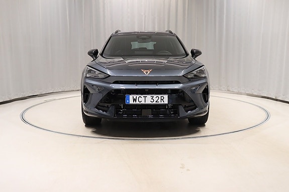 Cupra Formentor e-HYBRID 2 of 5