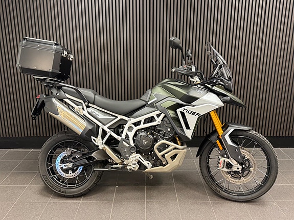 Triumph Tiger 900 Rally Pro 2 of 5