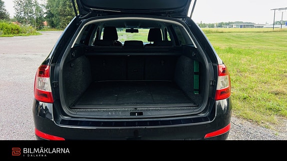 Skoda Octavia 9 of 16