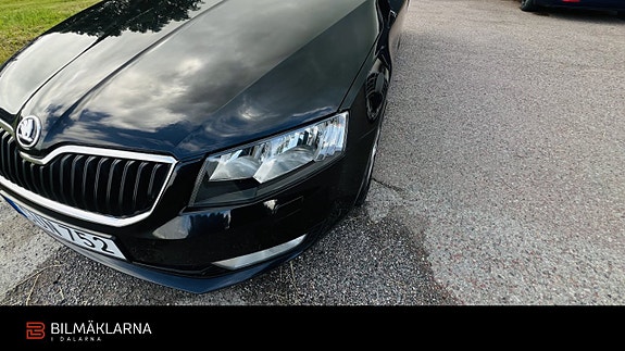 Skoda Octavia 3 of 5