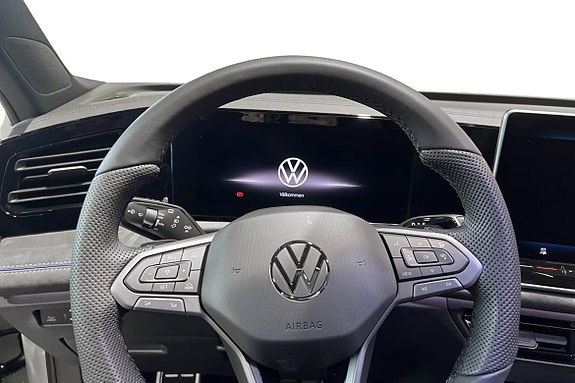 Volkswagen Tiguan 7 of 12