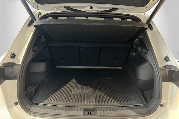 Volkswagen Tiguan 9 of 12