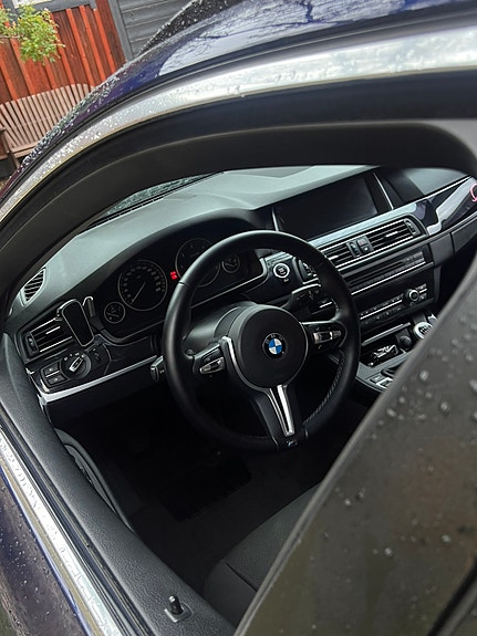 BMW 520d 5 of 12