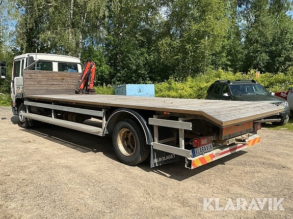 Flaklastbil Volvo FL220 med kran Pallfinger 3 of 5