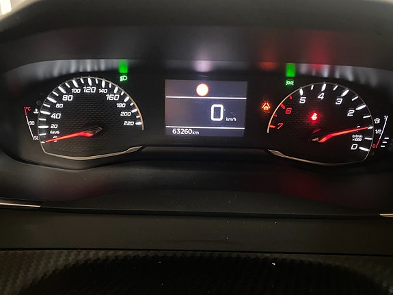 Peugeot 208 11 of 18