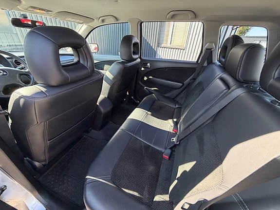 Mitsubishi Outlander 9 of 11