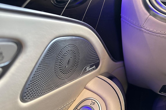 Mercedes-Benz S560 18 of 29