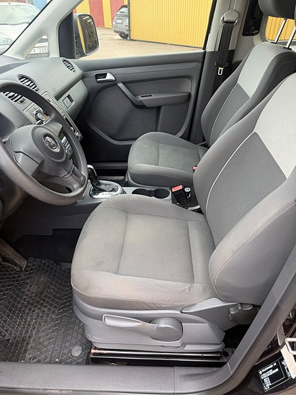 Volkswagen Caddy 12 of 14