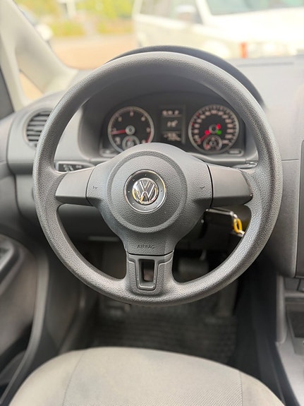 Volkswagen Caddy 10 of 14