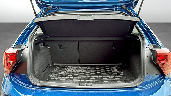 Volkswagen Polo 12 of 12