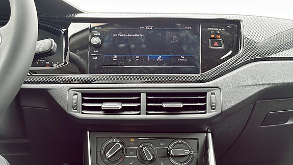 Volkswagen Polo 9 of 12