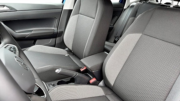 Volkswagen Polo 8 of 12