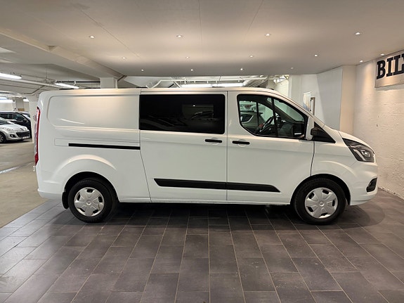Ford Transit Custom 8 of 17
