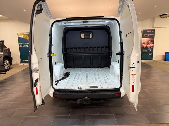 Ford Transit Custom 7 of 17