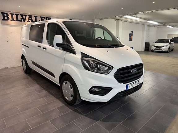 Ford Transit Custom 3 of 5