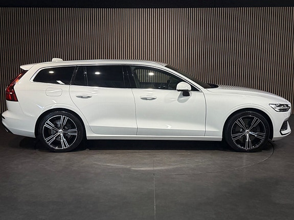 Volvo V60 3 of 5