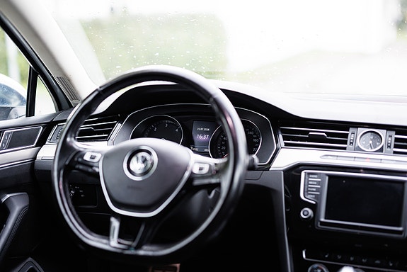 Volkswagen Passat Alltrack 5 of 5