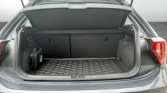 Volkswagen Polo 12 of 12
