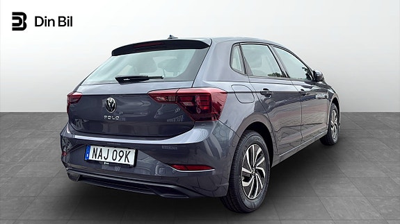 Volkswagen Polo 3 of 12