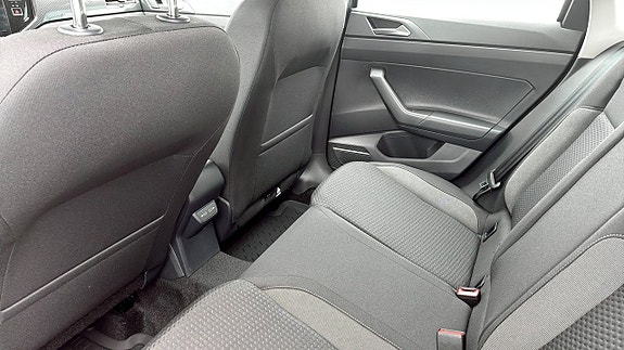 Volkswagen Polo 11 of 12