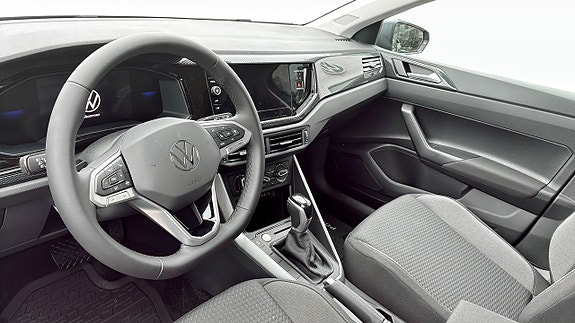 Volkswagen Polo 7 of 12