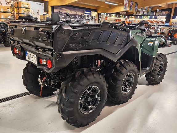 Can-Am Outlander 6x6 650 XU+ *Momsad* 4 of 5